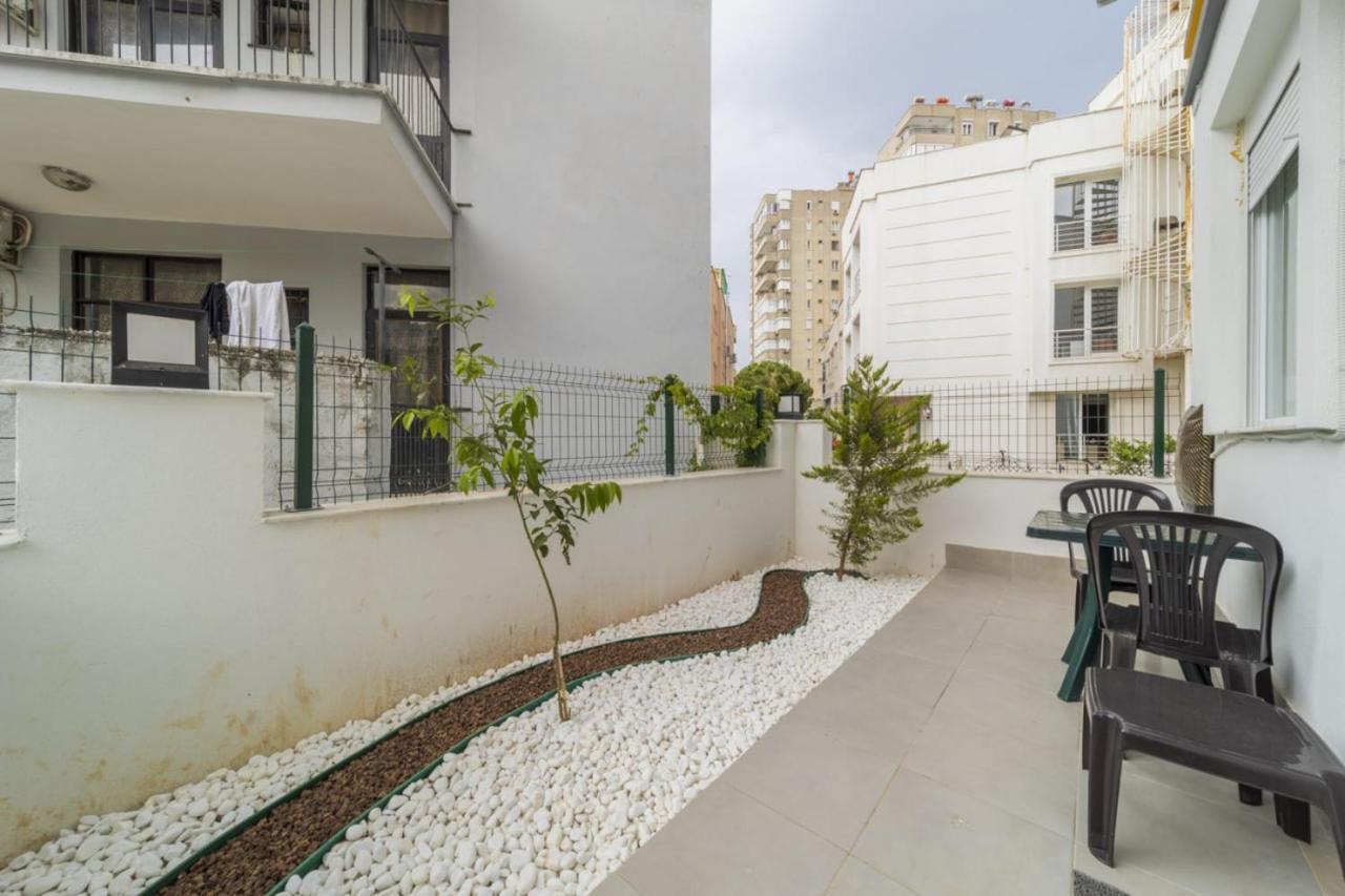 Charming And Central Flat Near Beach In Muratpasa Apartamento Antália Exterior foto